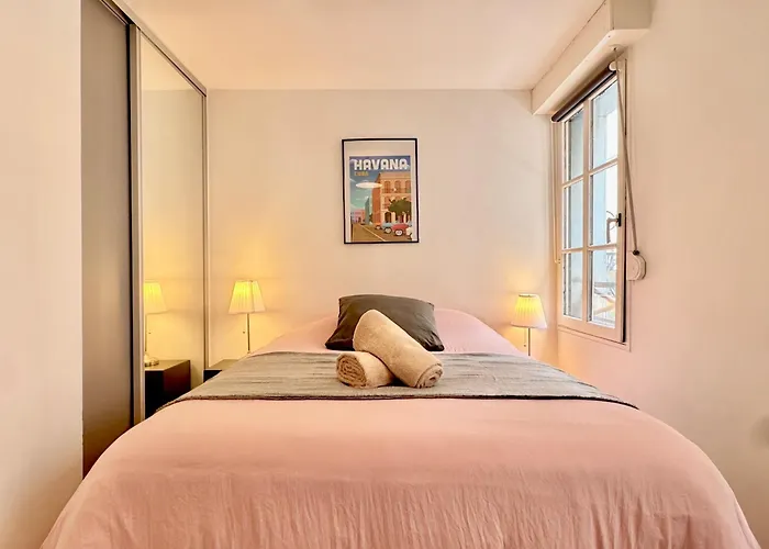 Logis De La Monnaie - Centre Historique - Parking Offert Troyes