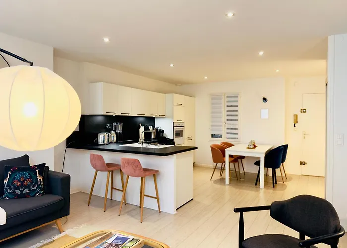 Appartement Logis De La Monnaie - Centre Historique - Parking Offert